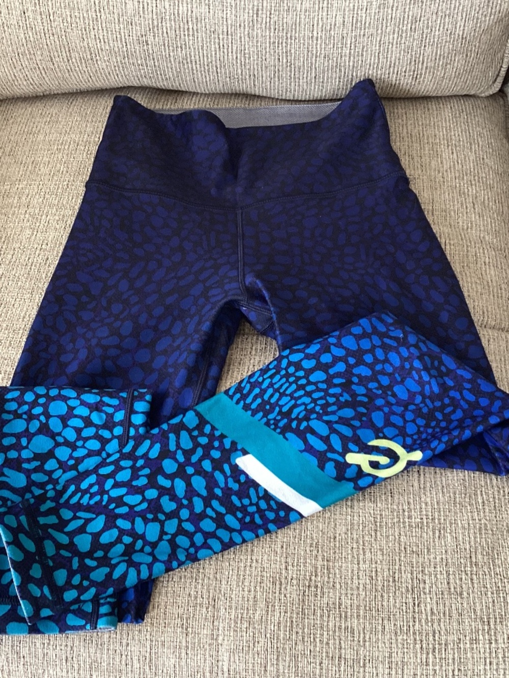Peloton WITH Wild Kite High Waist Reversible Leggings Size Small